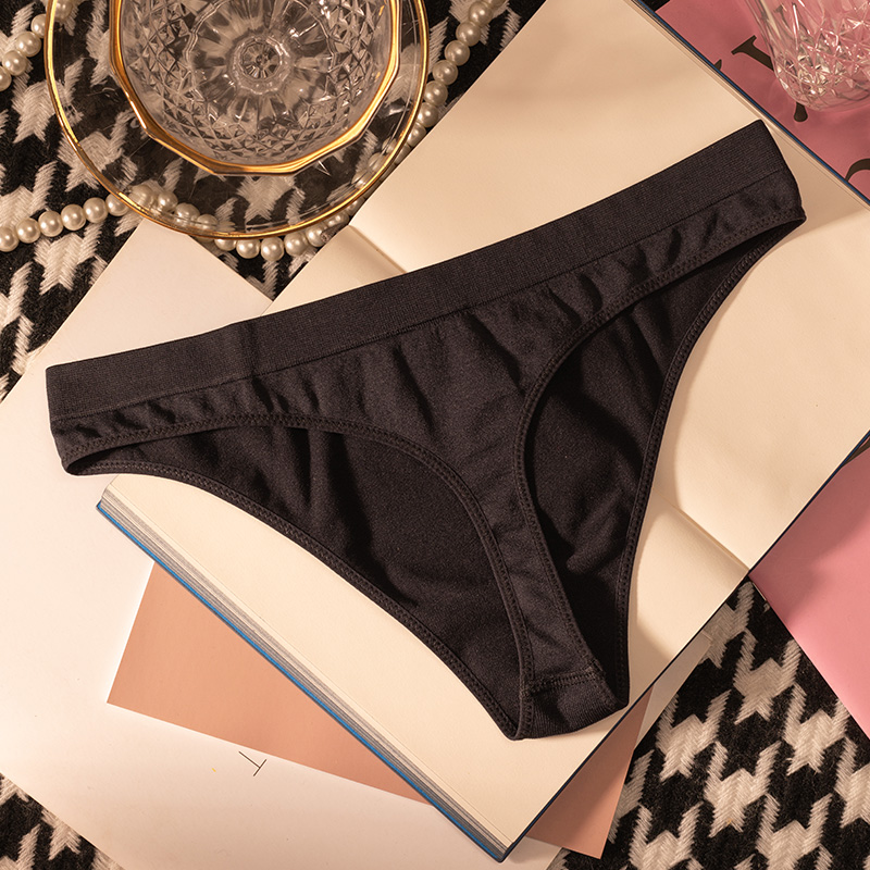 Düşük Bel Seksi Tanga Kadın Kü - Yoga & Fitness Center incelemesi ve fiyatı
